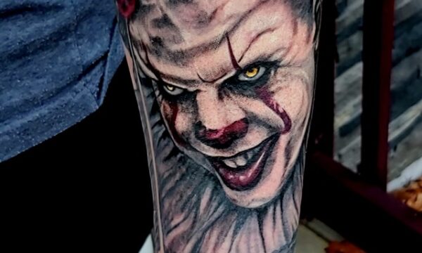Pennywise tattoo color realism